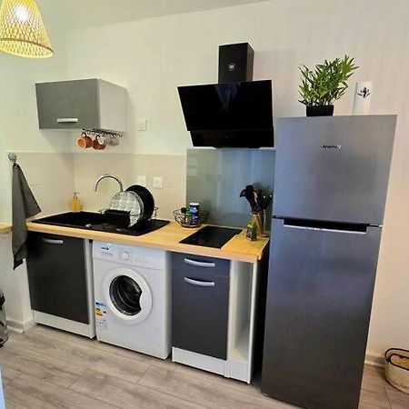 Elegant Studio Les Tourtereaux Saint-Denis Exterior foto